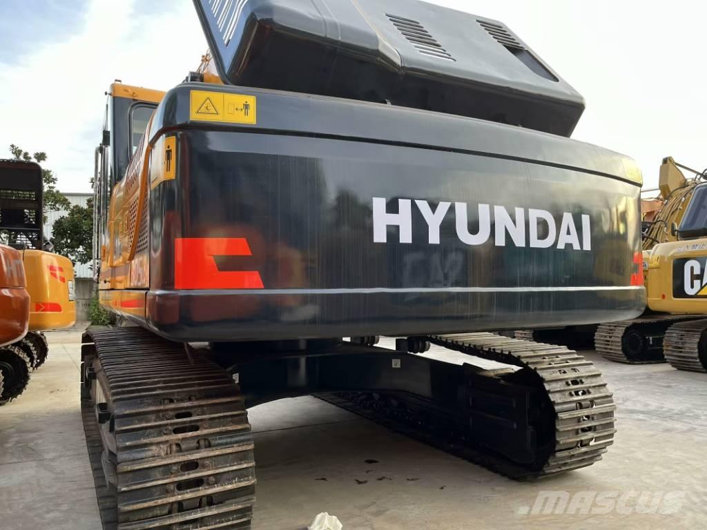 Hyundai 305 LC-9T Crawler excavators