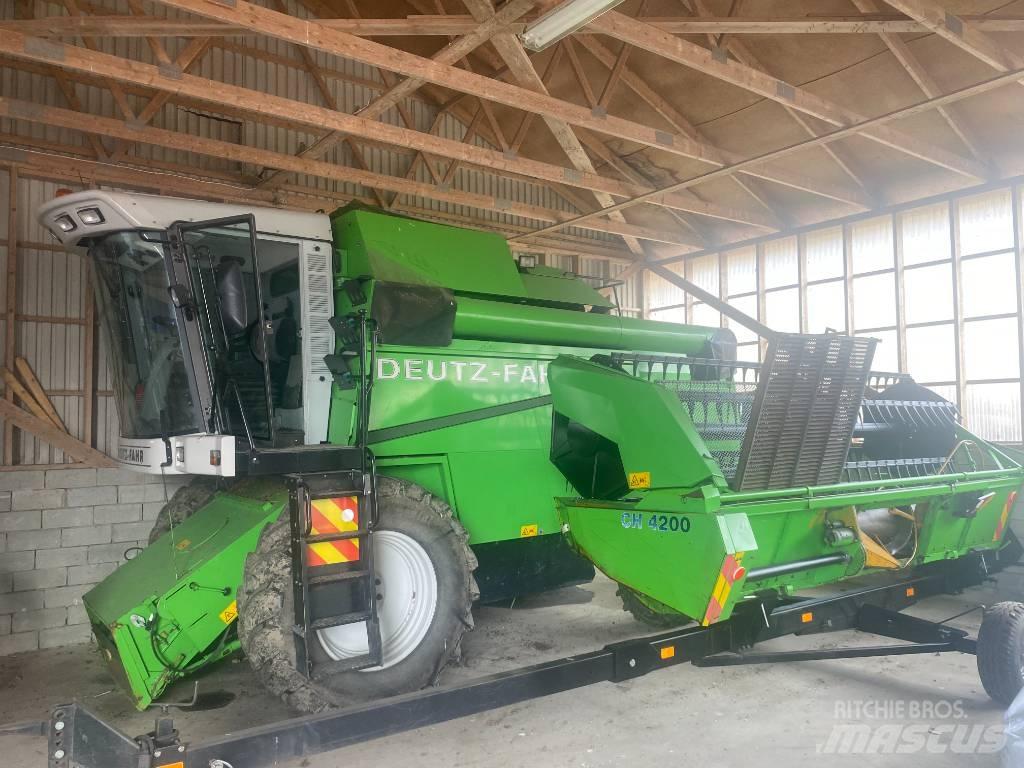 Deutz 5465 H Combine harvesters