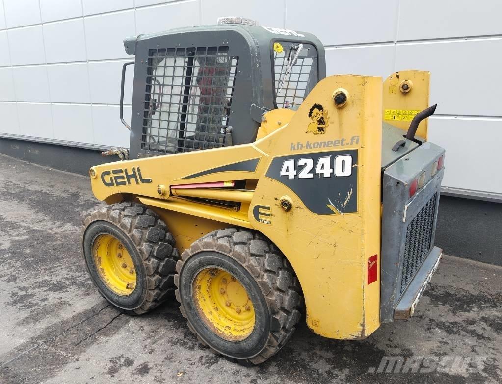 Gehl 4240 E Skid steer loaders
