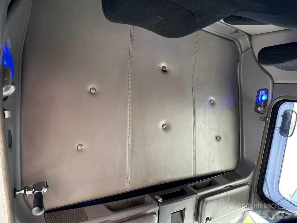 Kenworth T 800 Tractor Units