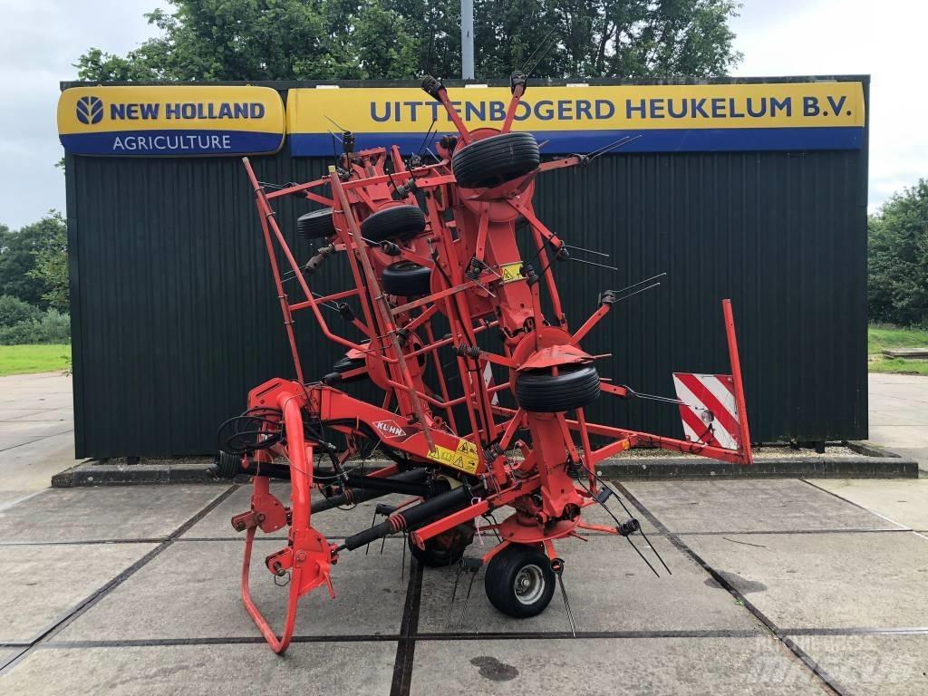 Kuhn GF 8702 Rakes and tedders