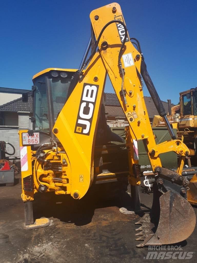 JCB 3 CX Backhoe loaders