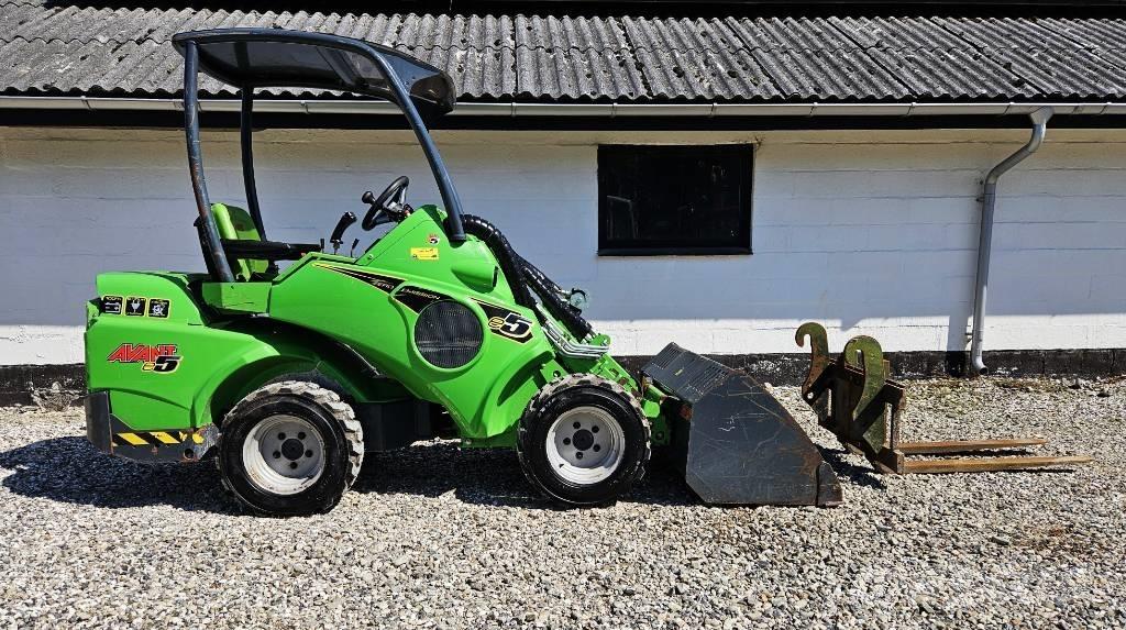 Avant E 5 Mini loaders