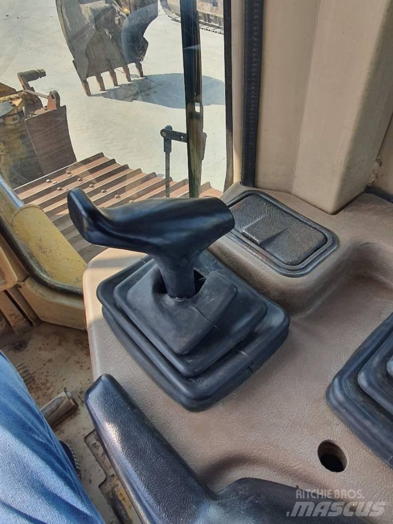 CAT D 6 M LGP Crawler dozers