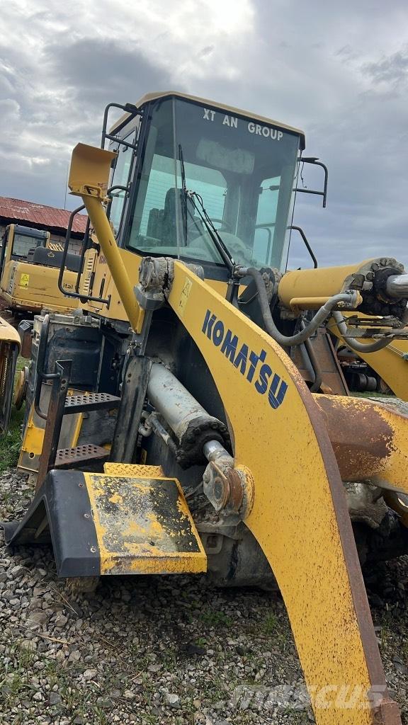 Komatsu WA 470-5H Electronics