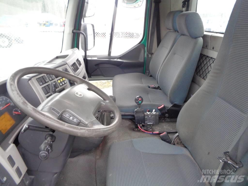 Volvo FL 240 4x2 Cable lift demountable trucks