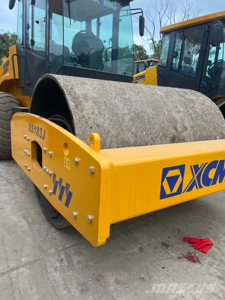 XCMG XS 183 J Single drum rollers
