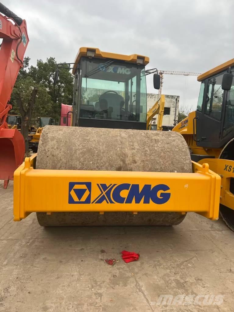 XCMG XS 183 J Single drum rollers