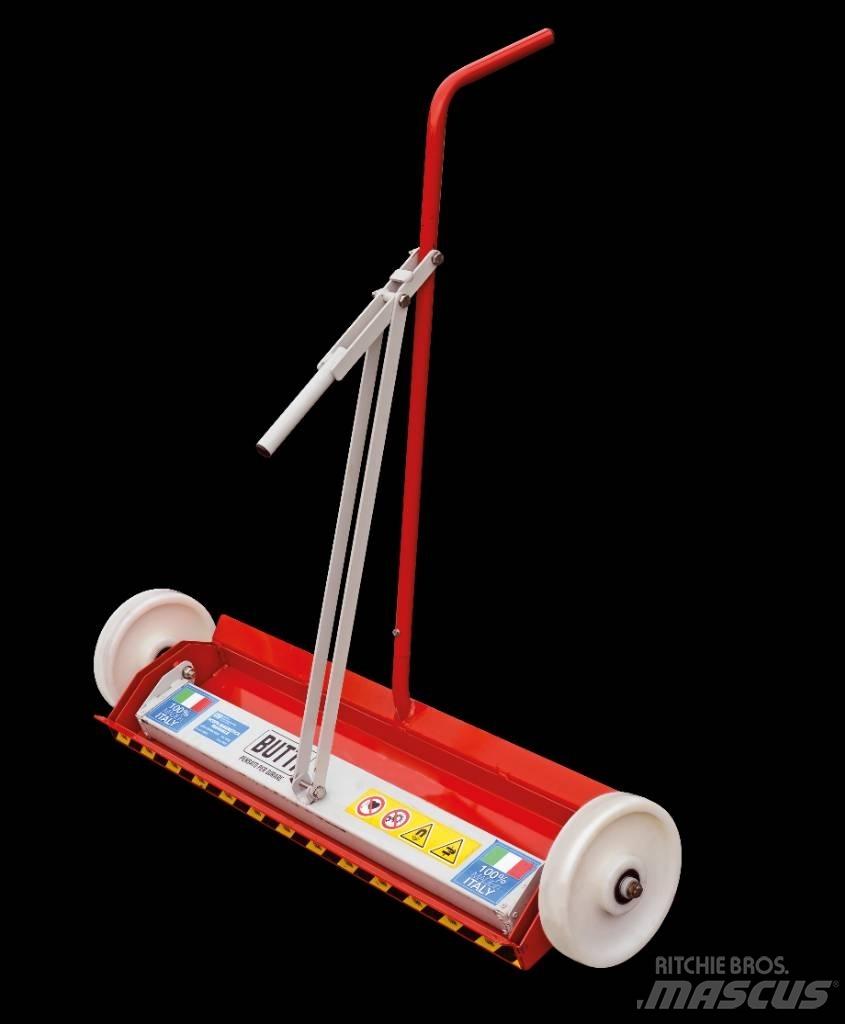 Butti Magnetic Broom Wasteplants