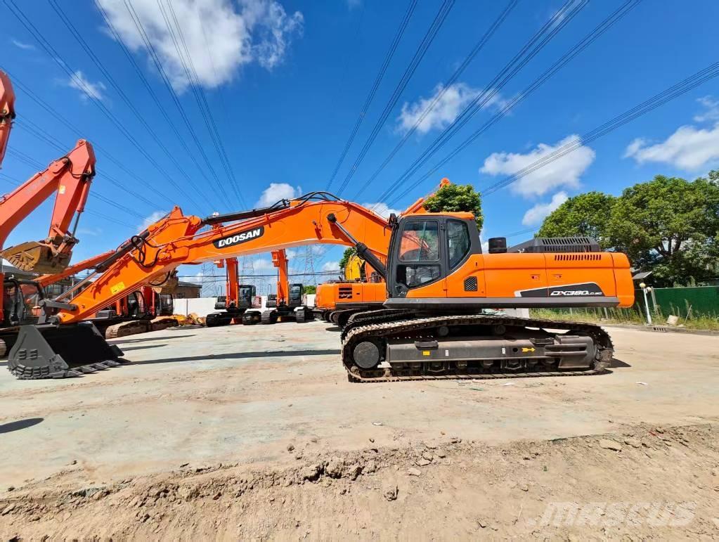 Doosan DX 380 LC Crawler excavators