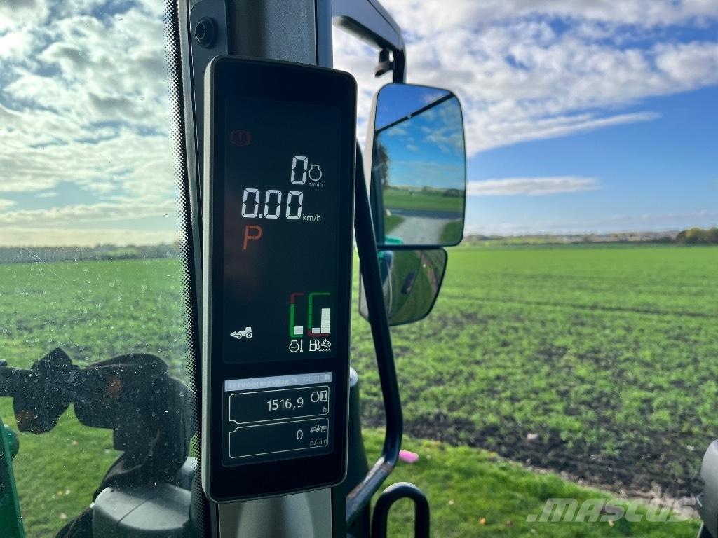 John Deere 6120 M Tractors