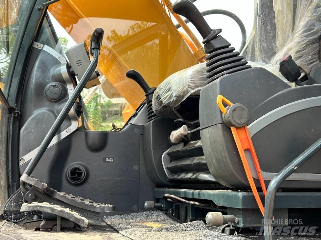 Hyundai 220-9S Crawler excavators