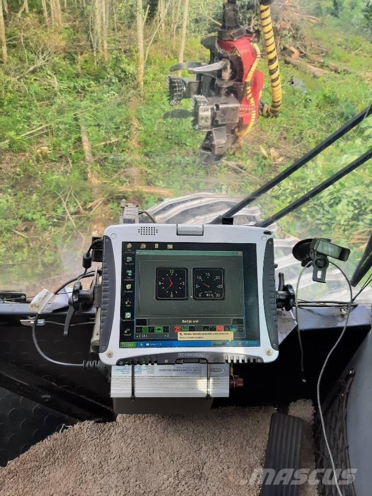 Valmet 921 classik Harvesters