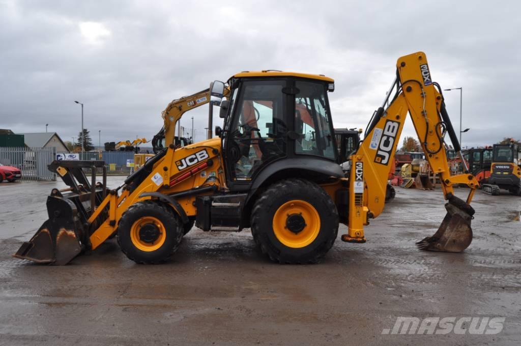 JCB 3 CX Backhoe loaders
