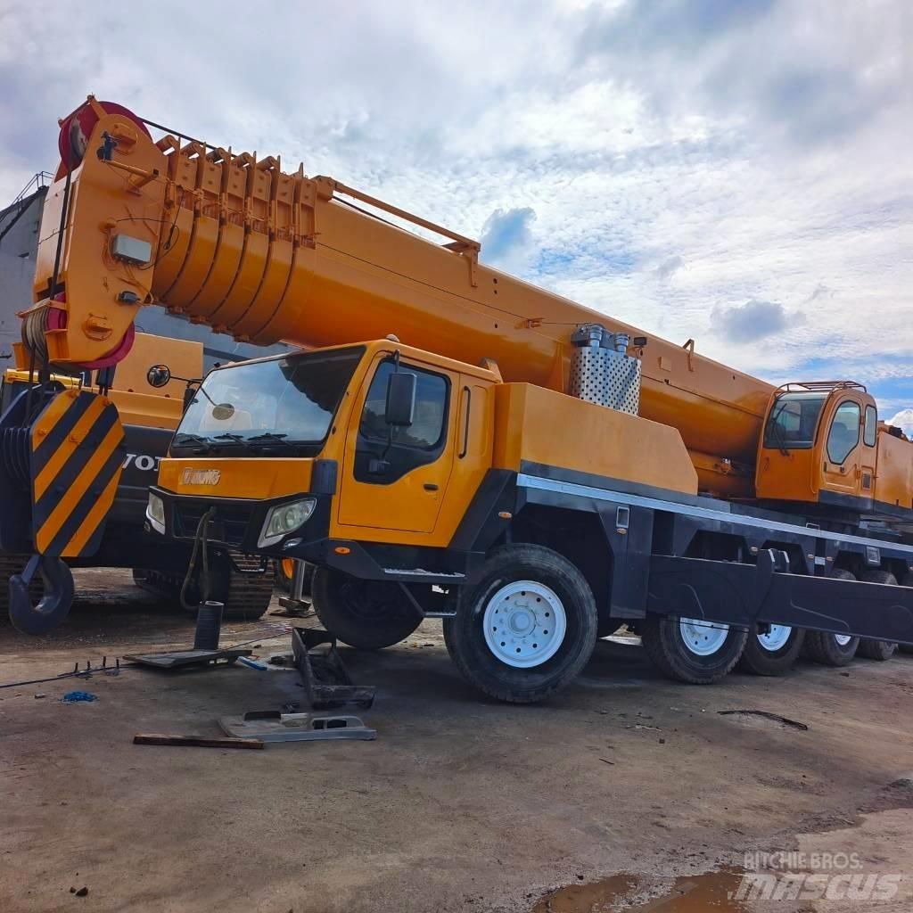 XCMG XCA 200 Tower cranes