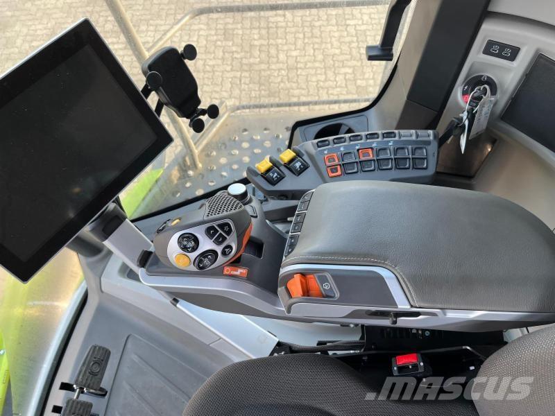 CLAAS LEXION 6800 Combine harvesters