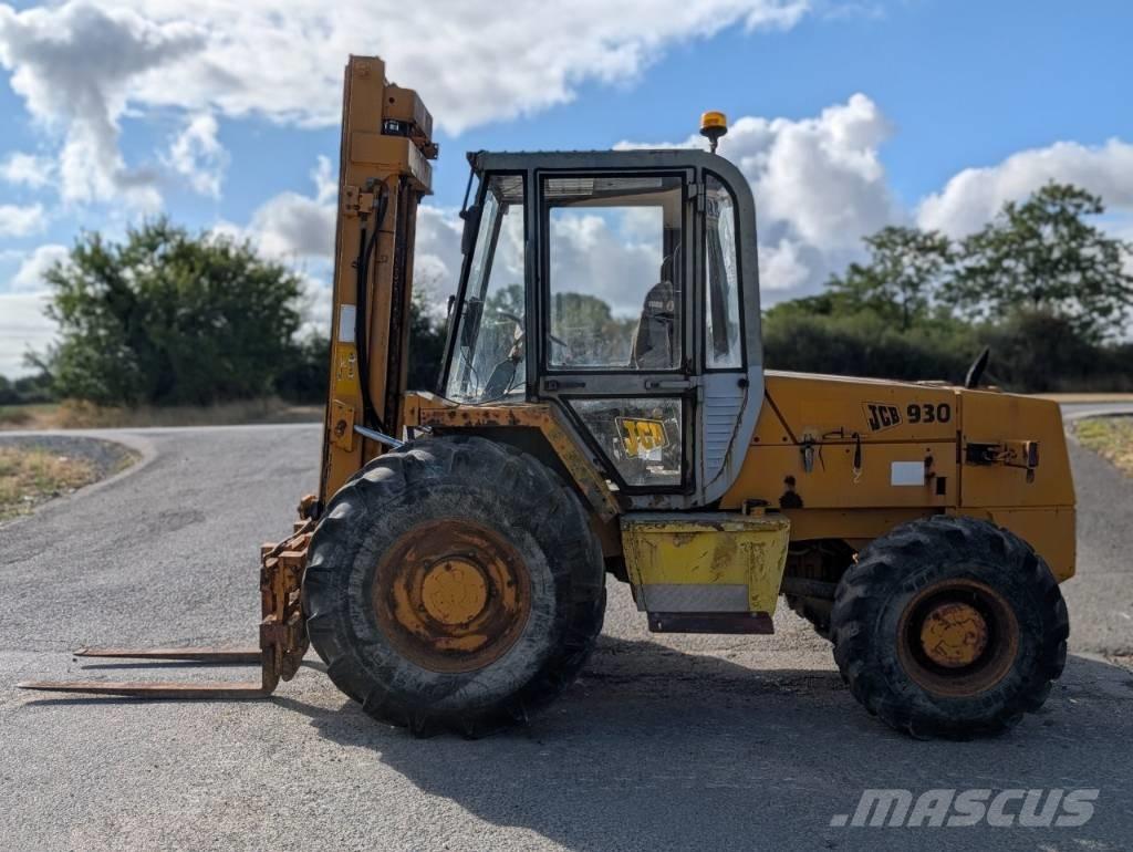 JCB 930 Rough terrain trucks