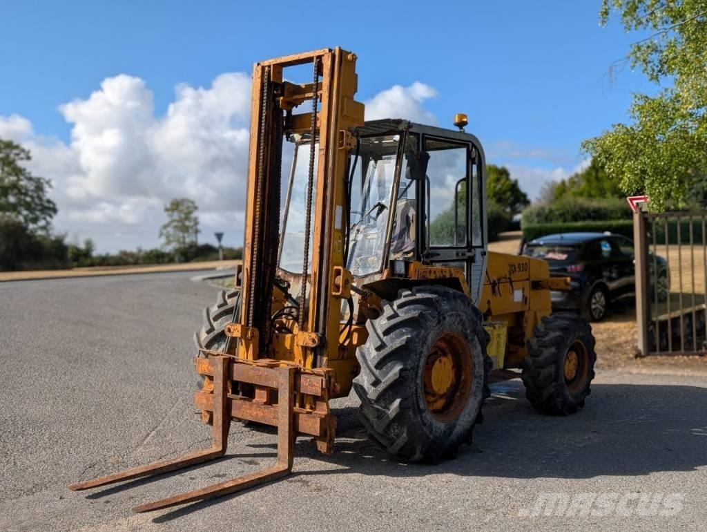 JCB 930 Rough terrain trucks
