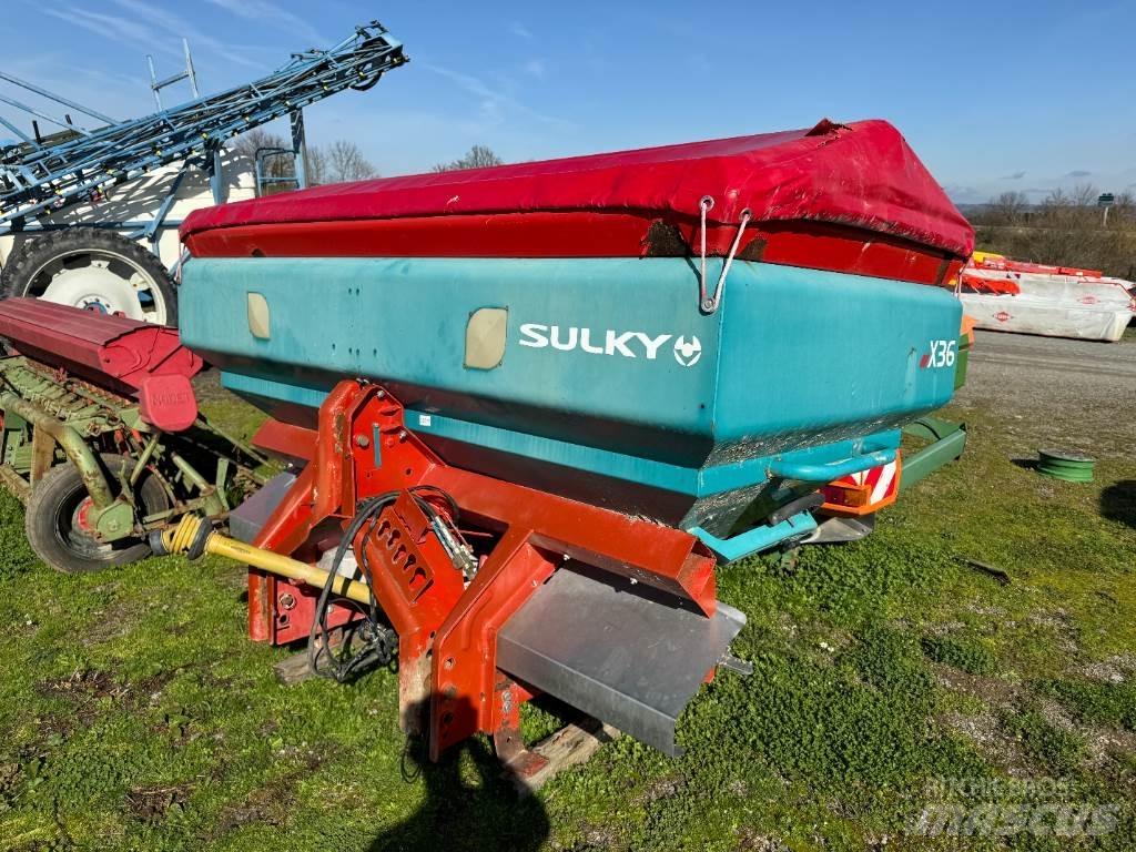 Sulky X36 Sprayer fertilizers