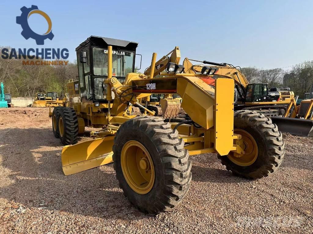 CAT 120 H Graders
