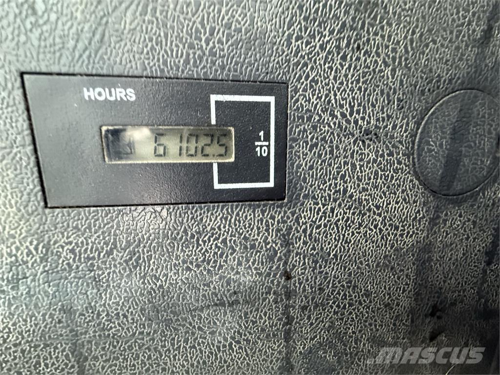 Hyundai HX140 HWC Crawler excavators