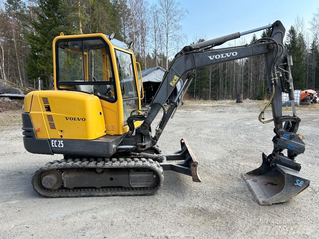 Volvo EC 25 Mini excavators < 7t (Mini diggers)