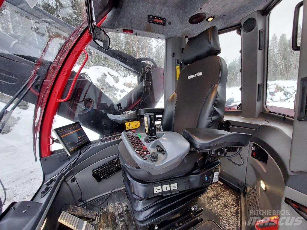Komatsu 901XC Harvesters