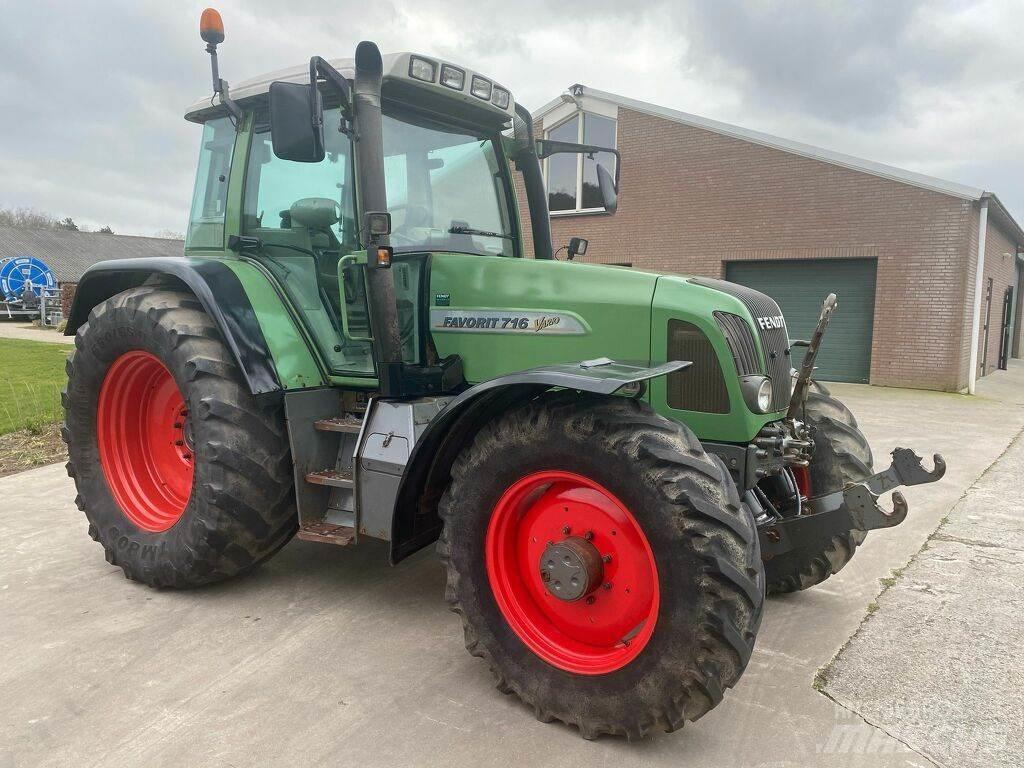 Fendt 716 Tractors