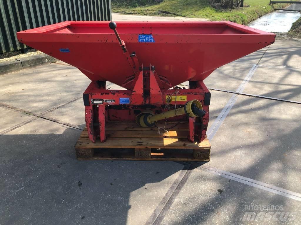 Kuhn MDS 701 Mineral spreaders