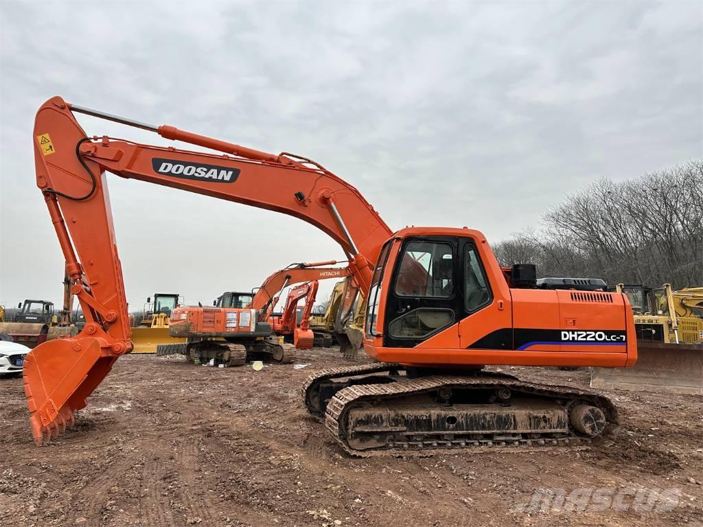 Doosan DH220-7 Crawler excavators