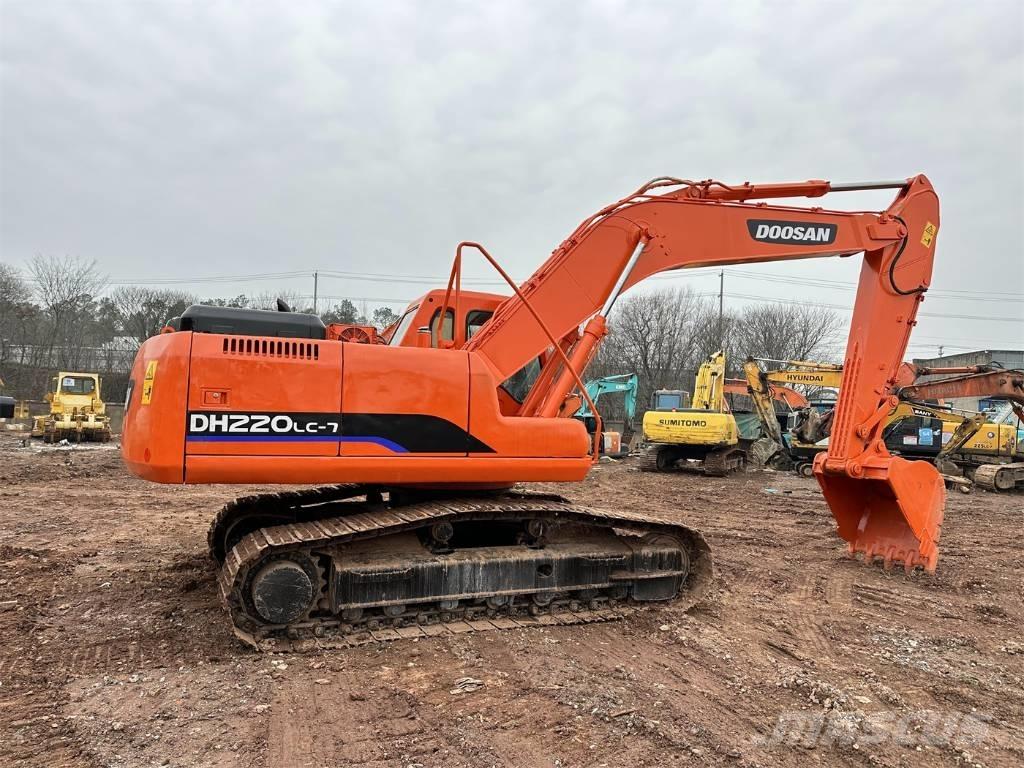 Doosan DH220-7 Crawler excavators