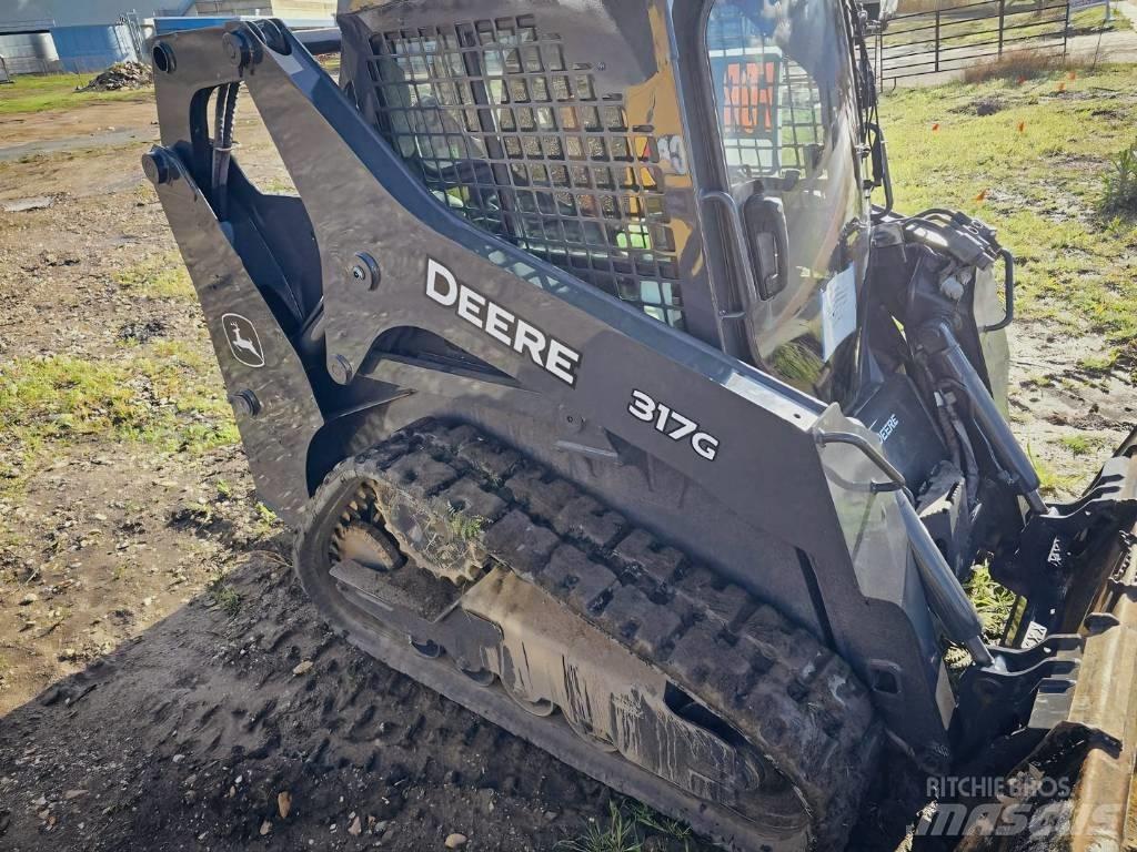 John Deere 317 G Skid steer loaders