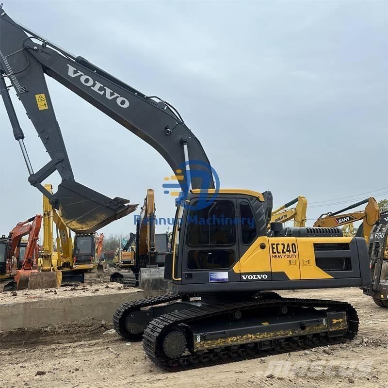 Volvo EC 240 Crawler excavators