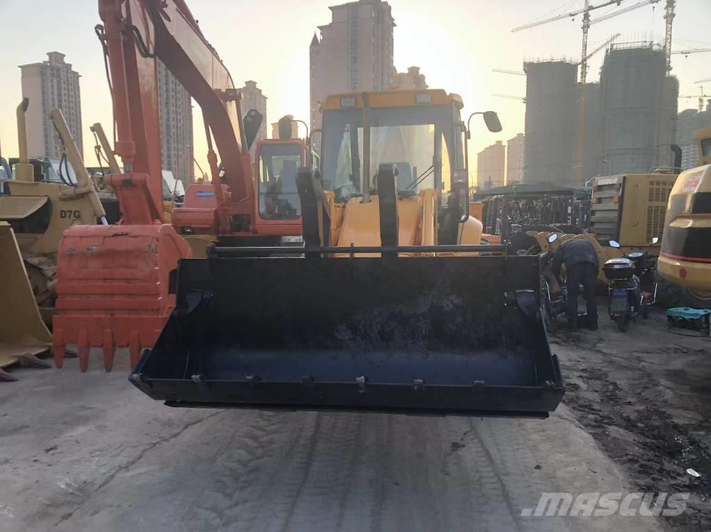 JCB 3 CX Backhoe loaders