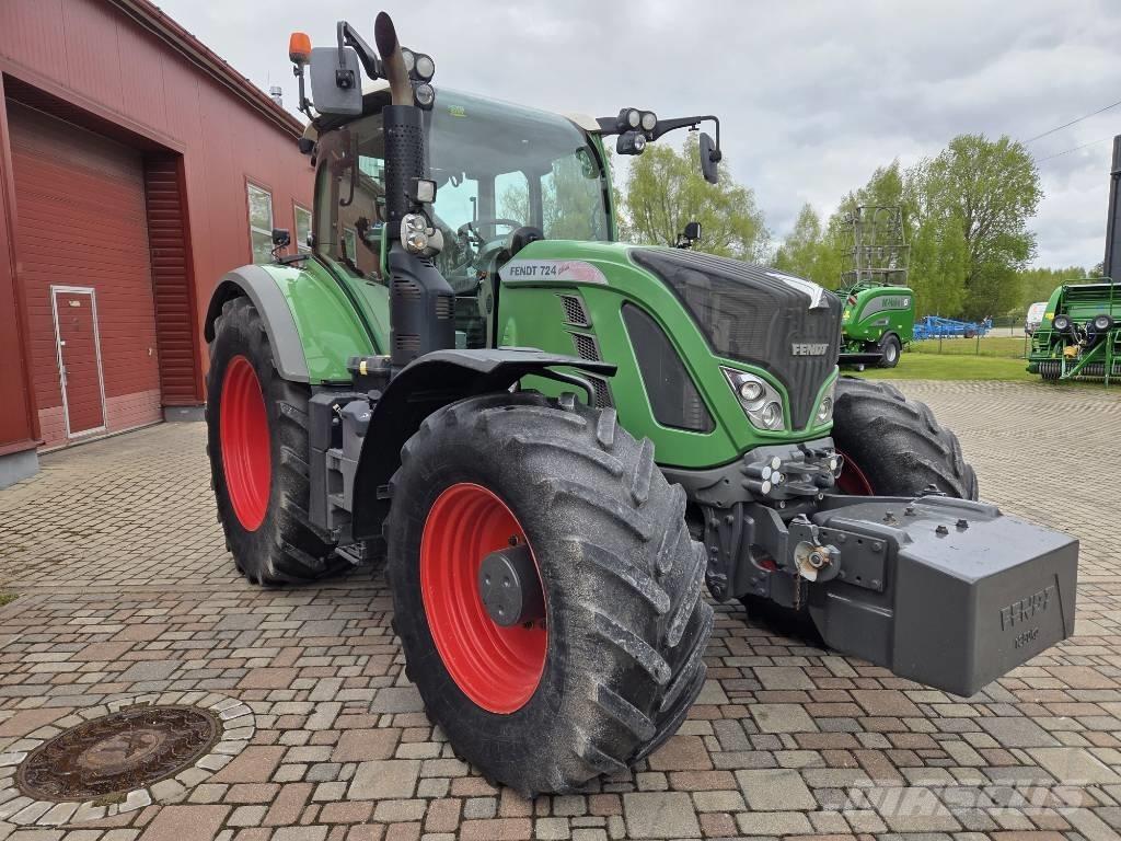 Fendt 724 Profi Tractors