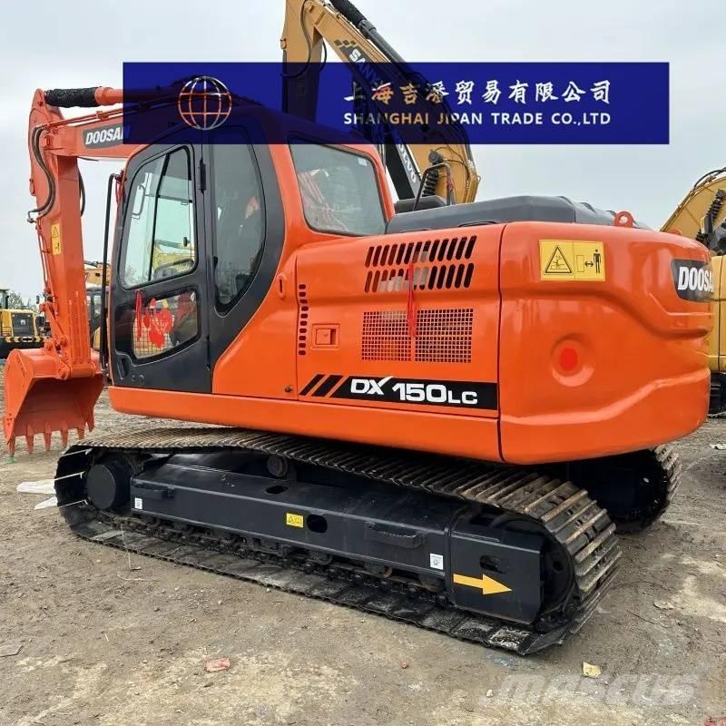 Doosan DX 150 Midi excavators  7t - 12t