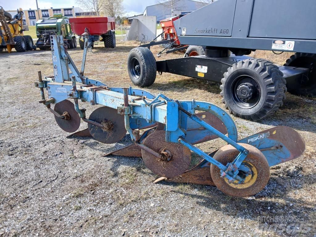 Fiskars 3-siipinen Conventional ploughs