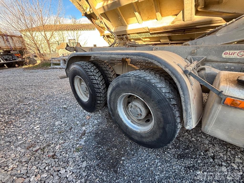Volvo FM 12 380 Tipper trucks