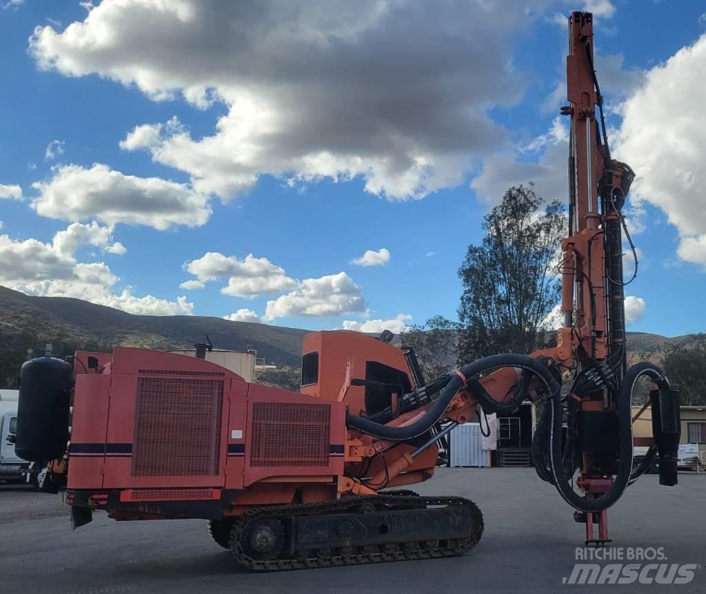 Sandvik DP 1500 Surface drill rigs