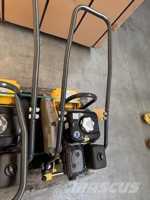 Bomag BVP 18/45 Plate compactors