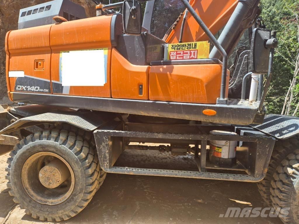 Doorne-Daf DX140W-5 Wheeled excavators