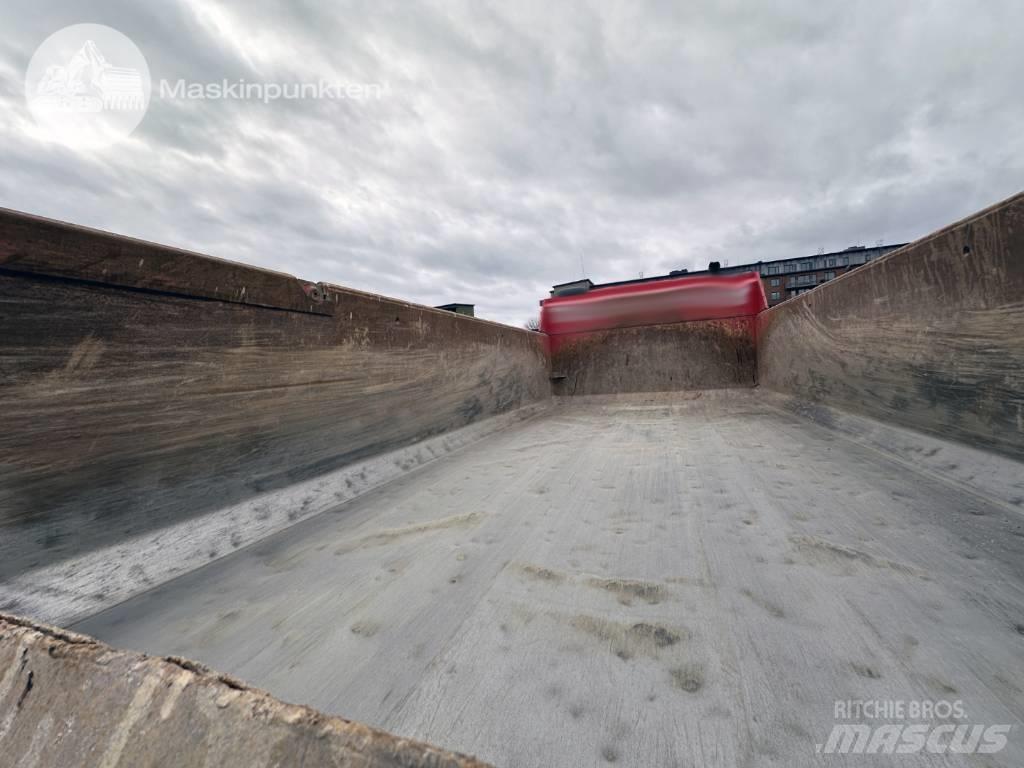 Volvo FMX 500 Tipper trucks