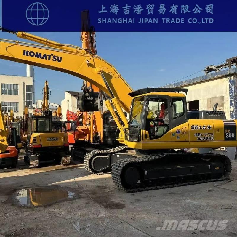 Komatsu PC 300 Crawler excavators