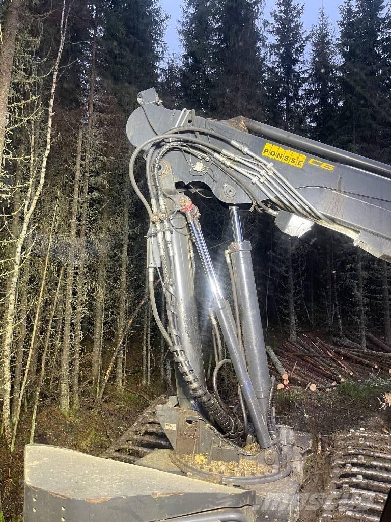 Ponsse BEAR 8W Harvesters