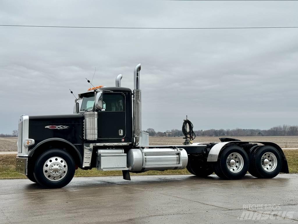 Peterbilt 389 Tractor Units