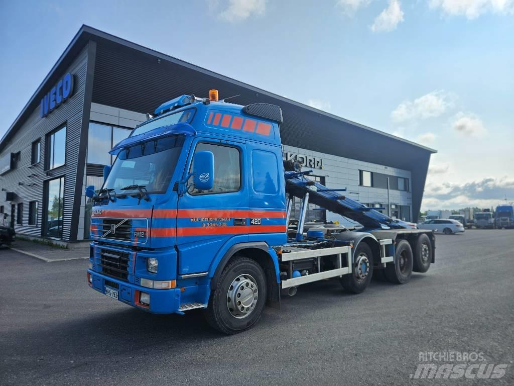 Volvo FM12 420 8x2 Cable lift demountable trucks