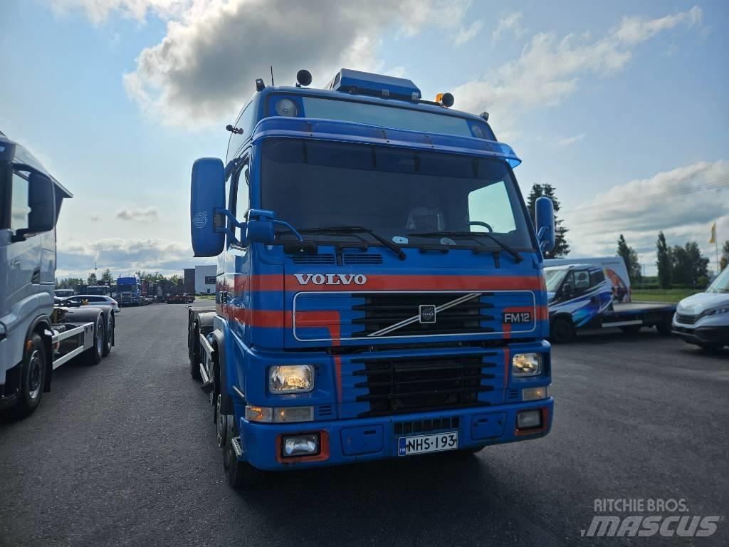 Volvo FM12 420 8x2 Cable lift demountable trucks