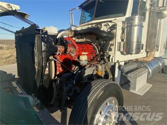 Peterbilt 367 Tractor Units