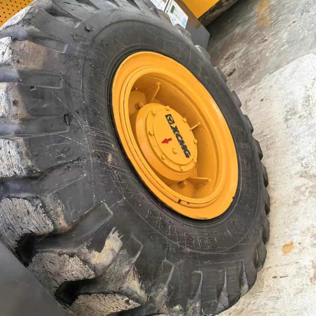 XCMG xs223j Single drum rollers