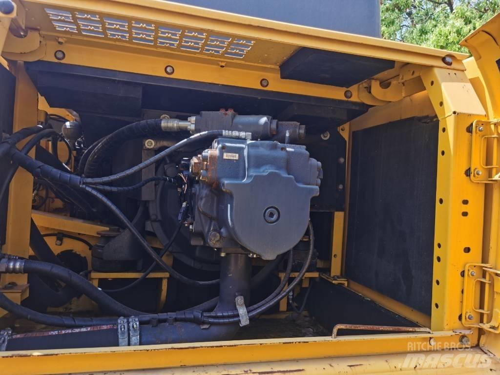 Komatsu PC 450 Crawler excavators